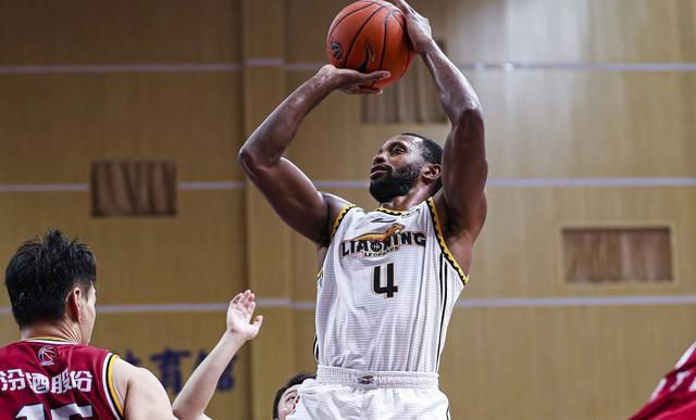 科里·霍金森新作《生还》曝预告2020-03-24 热门新闻 食物和爱都不可辜负！