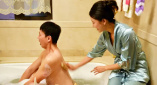 根据IMDb上的数据显示，印度版《阿甘正传》将在 印度版《阿甘正传》发海报 卡普与阿米尔·汗相拥 2020-02-14 2月14日，印度版《阿甘正传》发布宣传海报，主演卡琳娜·卡普面对镜头，与阿米尔·汗相拥。